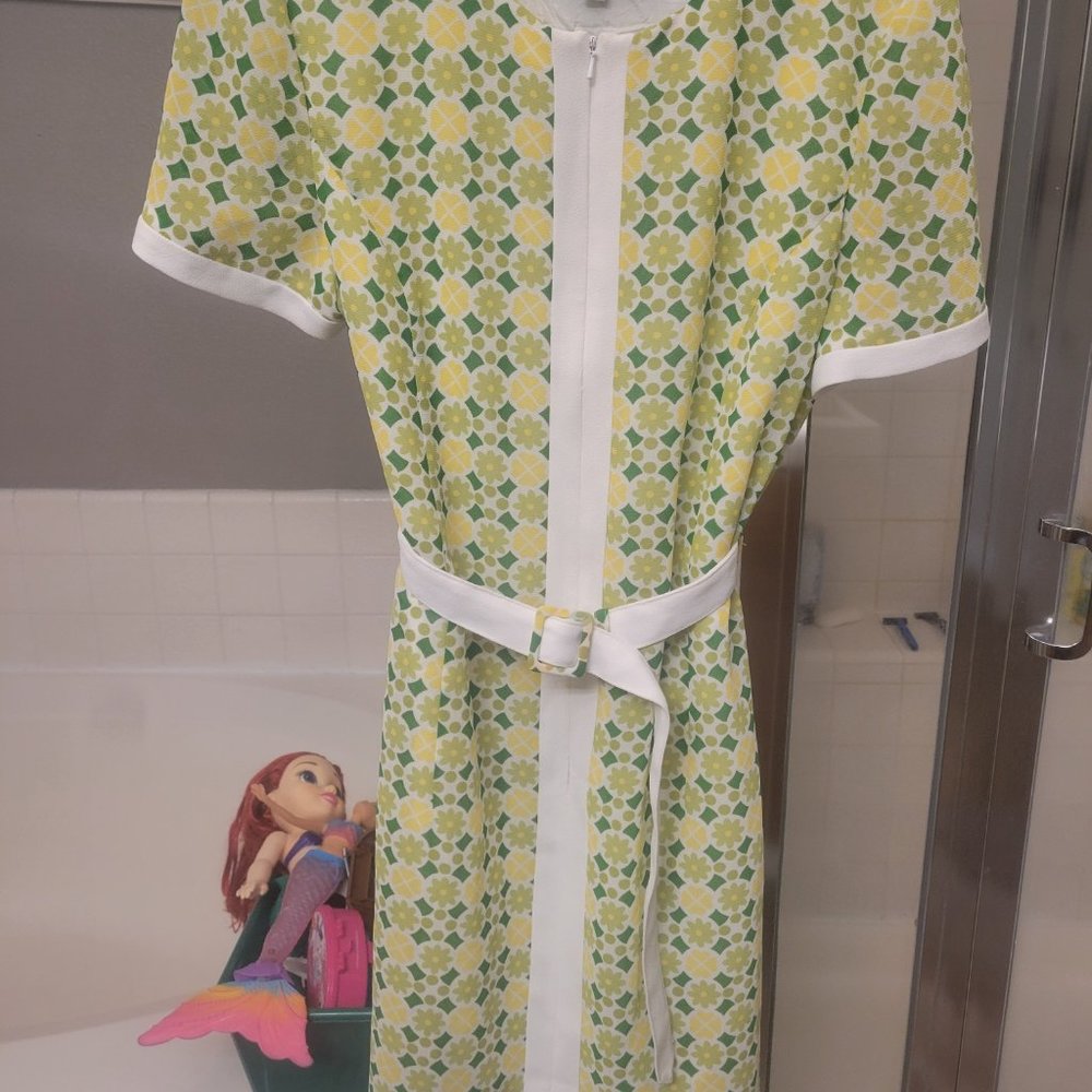 Mod Dress - Picture 3 of 4